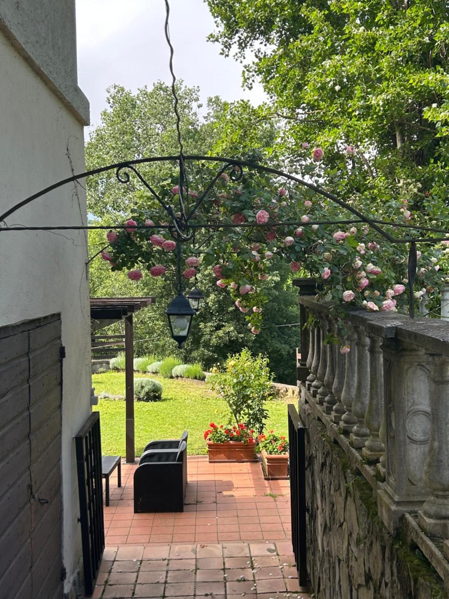 Cascina Ciosse B&B Grognardo Bagian luar foto
